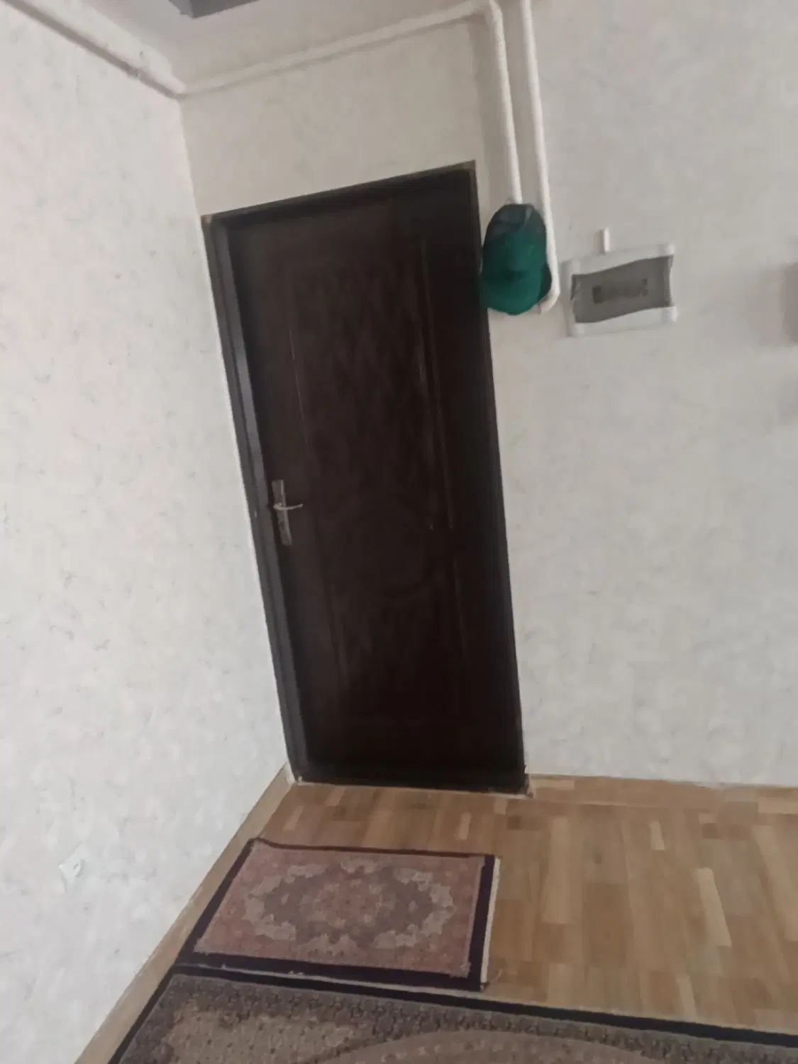 رهن کامل طبقه همکف در خیابان حکم اباد