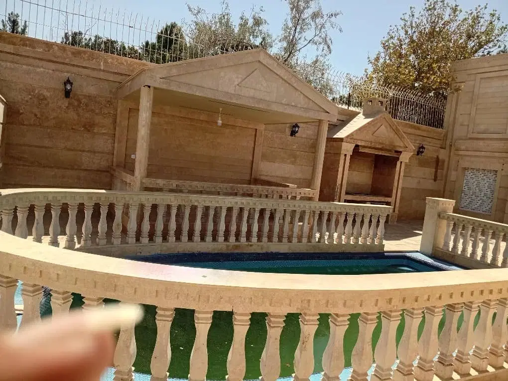 اجاره باغ در شاهنامه  18