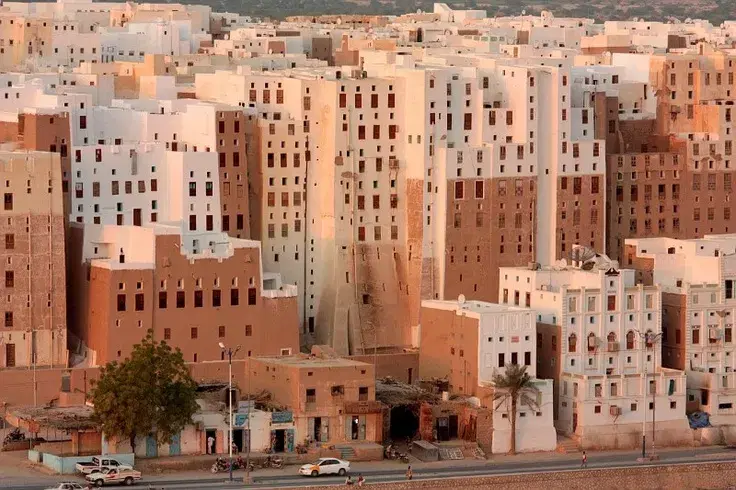 ۱۰۰ متر در فرانسوی‌ساز_نورگیر عالی_آماده تحویل