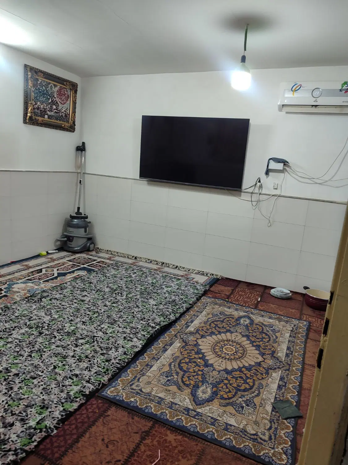 خانه نقلی ۳۰متر پشت قواره دو طبقه کوچه سه متری