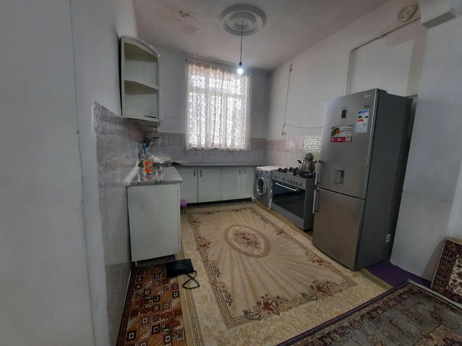 منزل ویلایی ۱۰۰ متری حافظیه