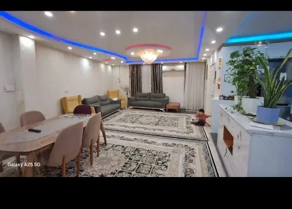 فروش واحد۱۱۱متری_اراضی_دانش