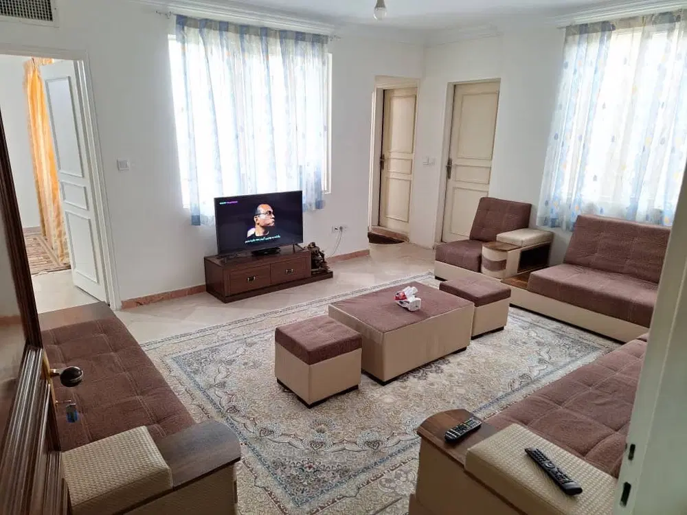 اجاره کوتاه مدت روزانه هفتگی آپارتمان میدان سپاه