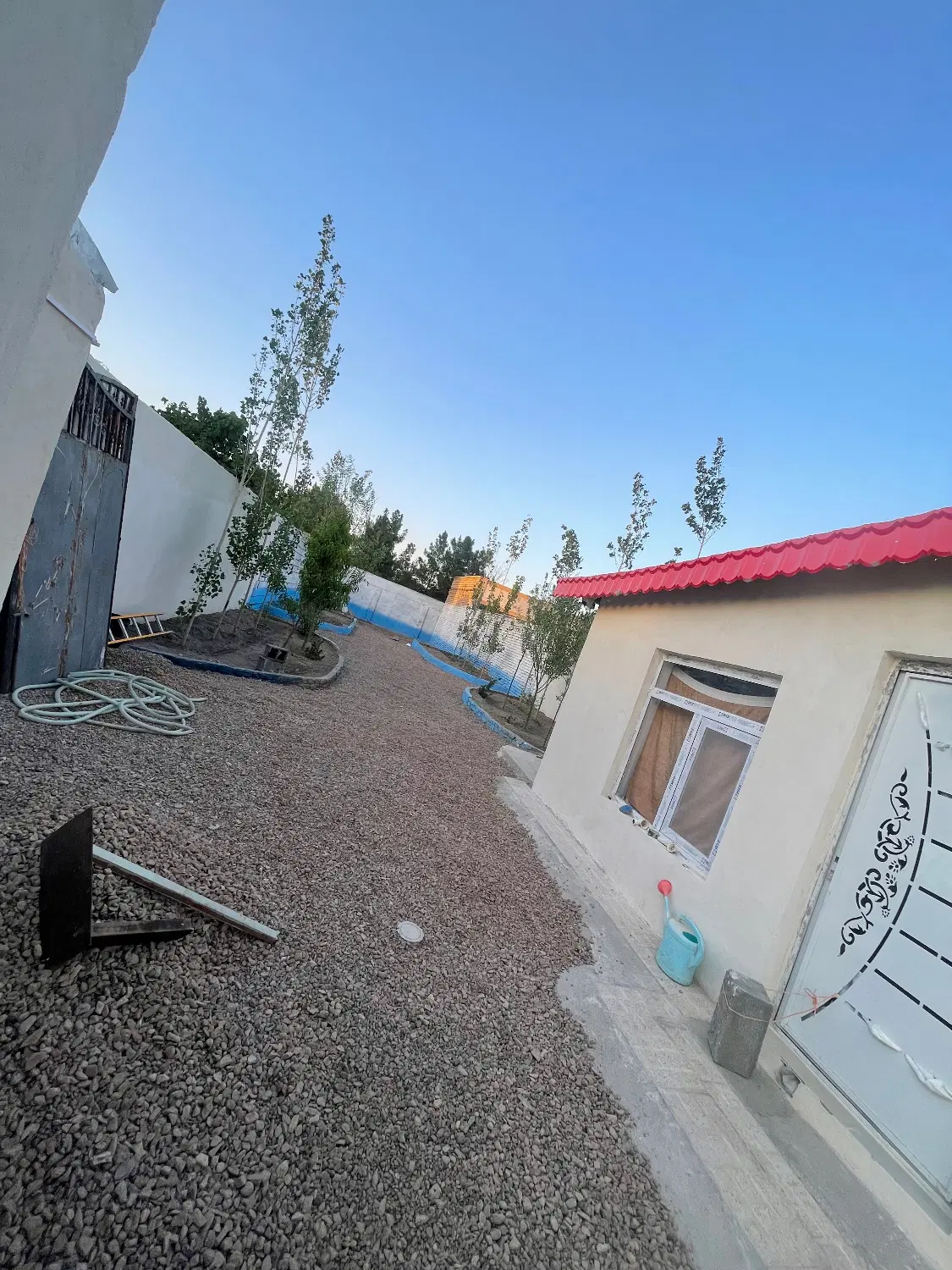 اجاره انبار زمین ابتدای جاده شاندیز(مدرس)رایگان