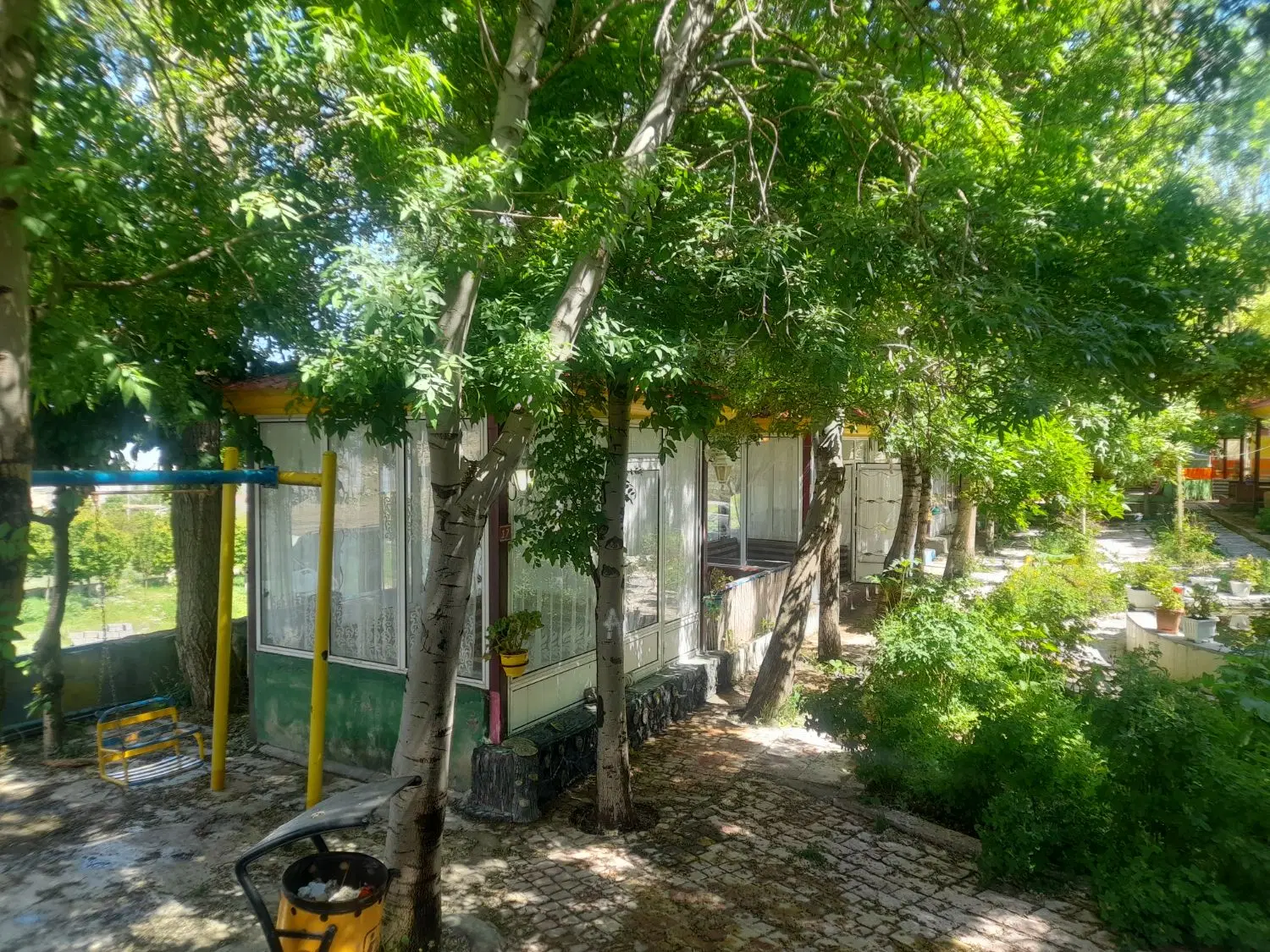 اجاره سویت واتاقک شیشه ای