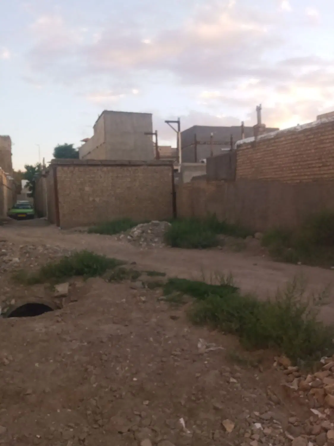 60 متر مسکونی
