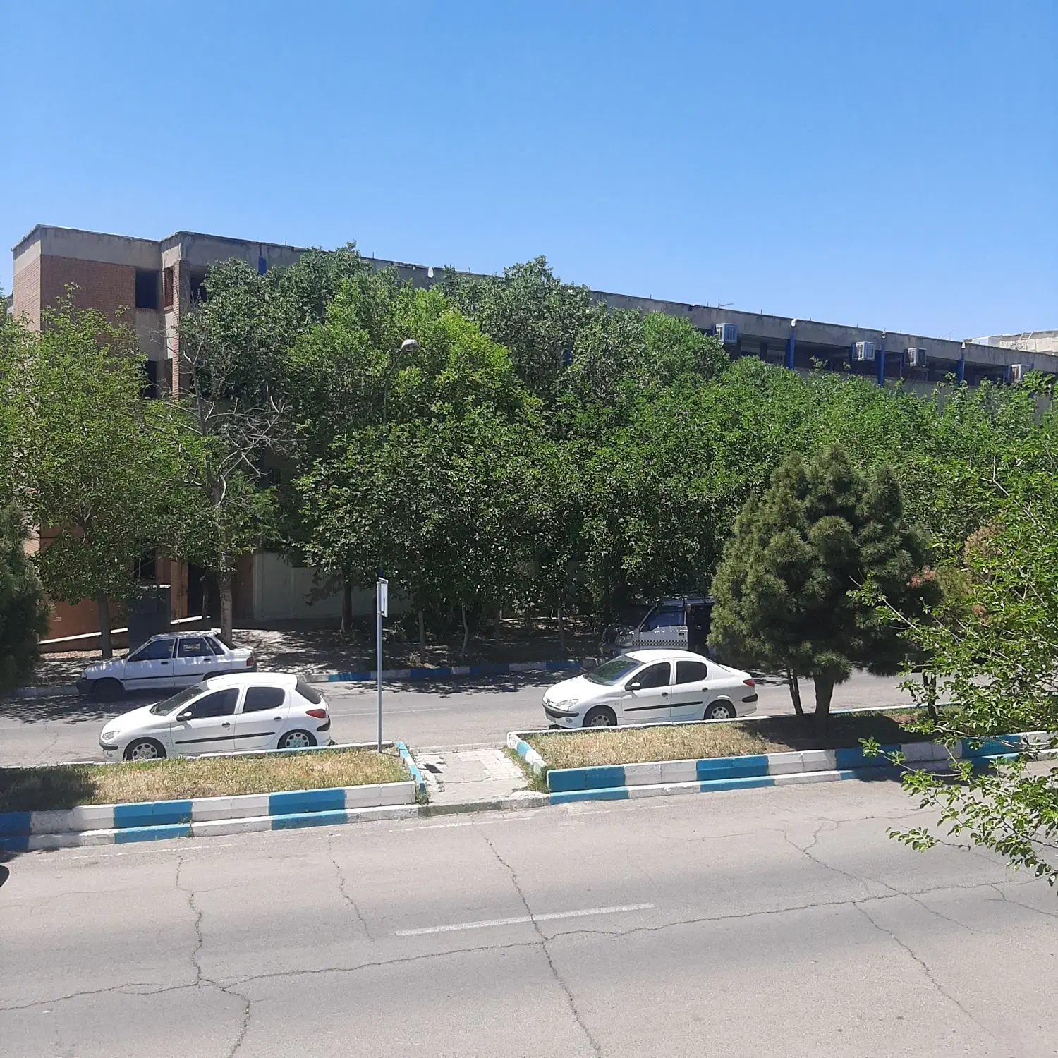 فروش واحد ۶۸ متری پیکانشهر