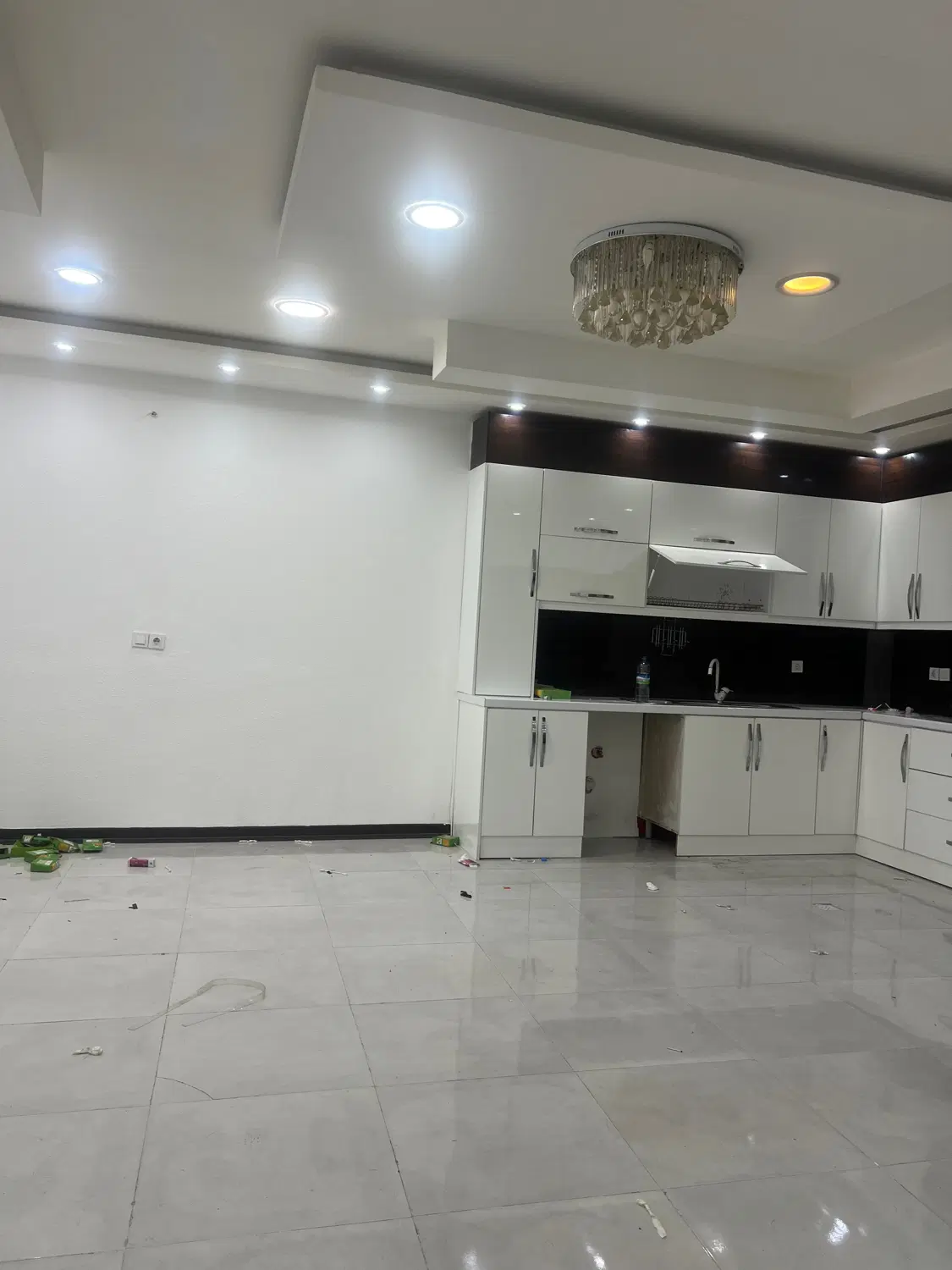 ویلایی سند دار امامزاده