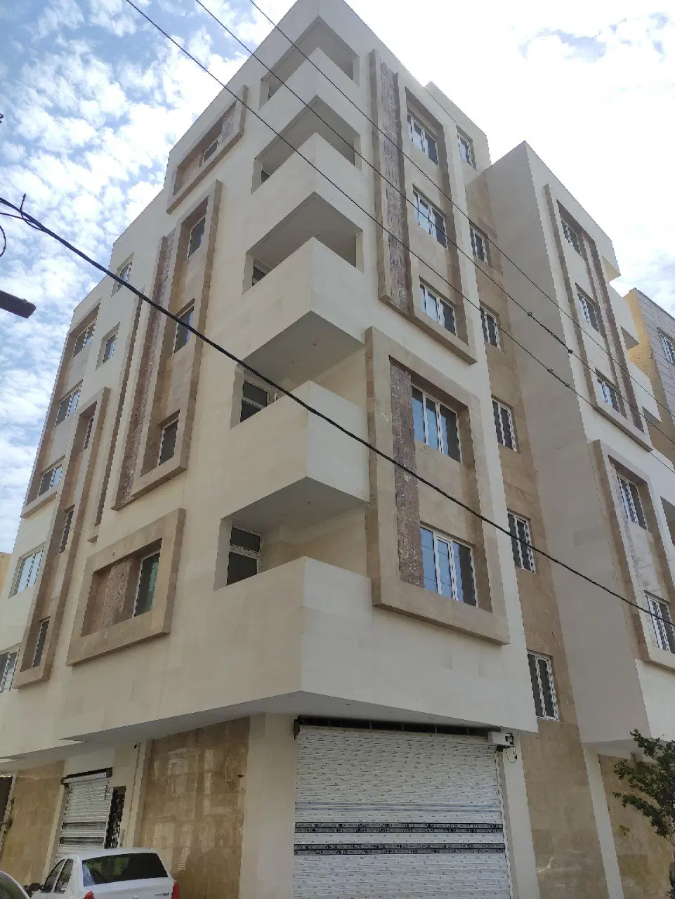 اجاره واحد ۷۶ متری بهارستان جنوبی تخلیه
