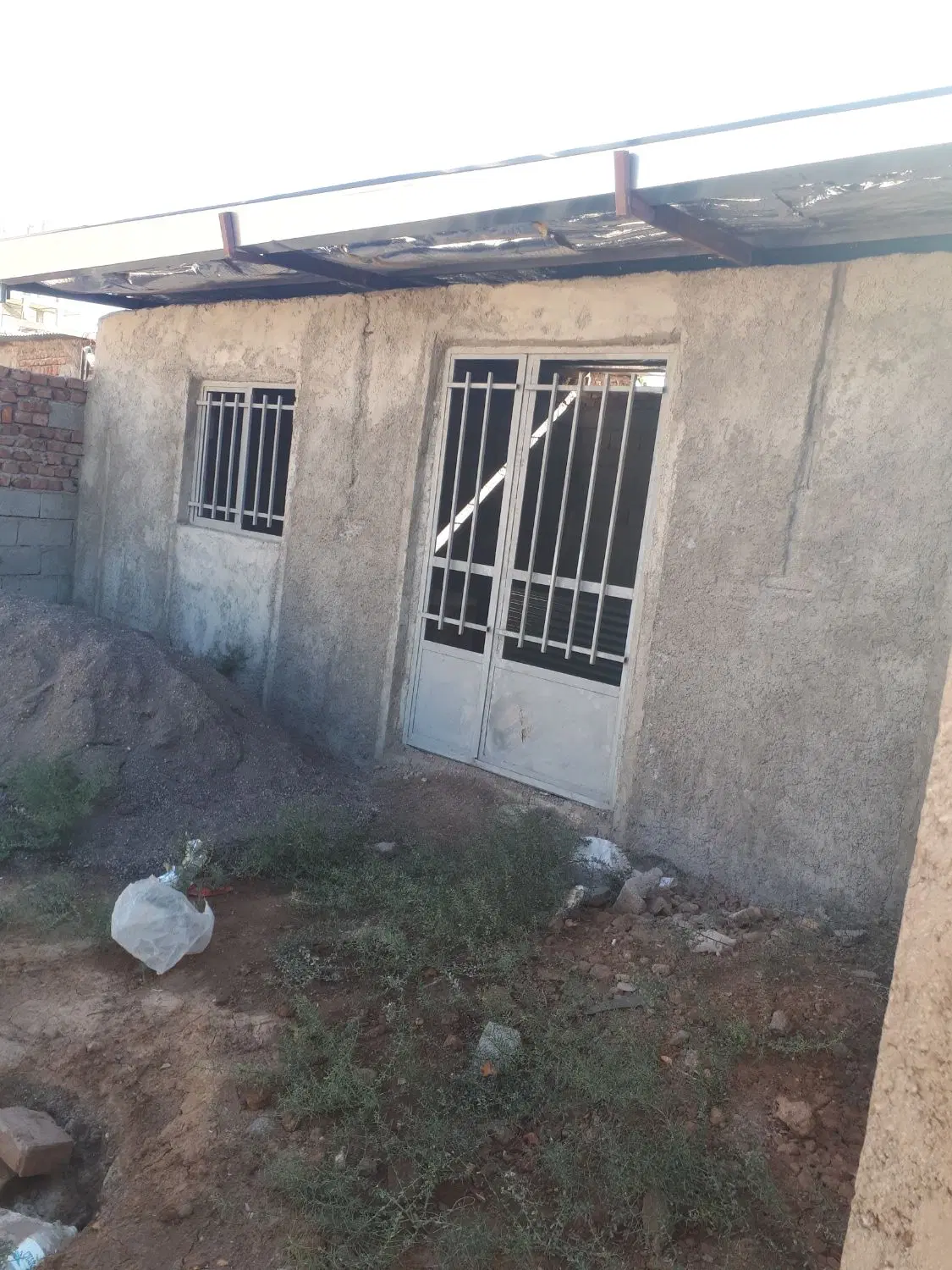 زمین ابتدای شرف آباد