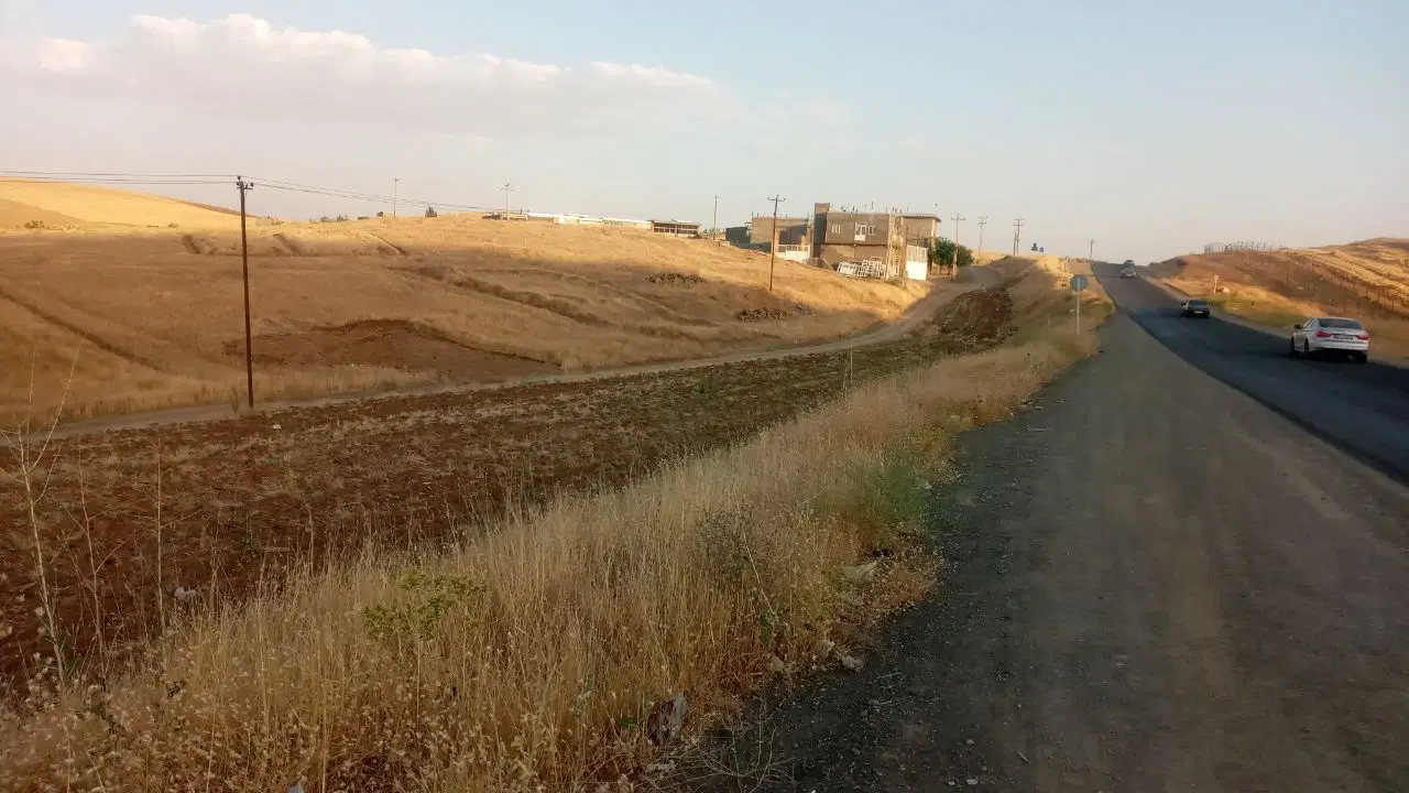 زمین بان سورزه