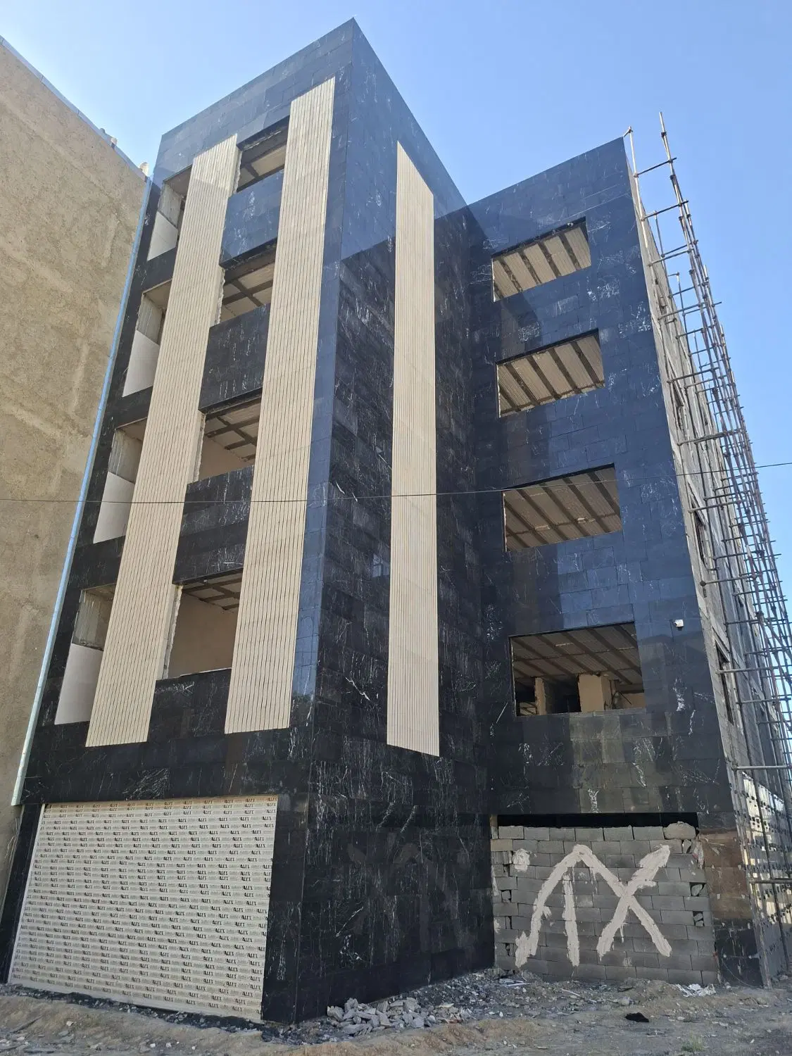 فروش اپارتمان ۱۲۸ متری شهرک مدنی