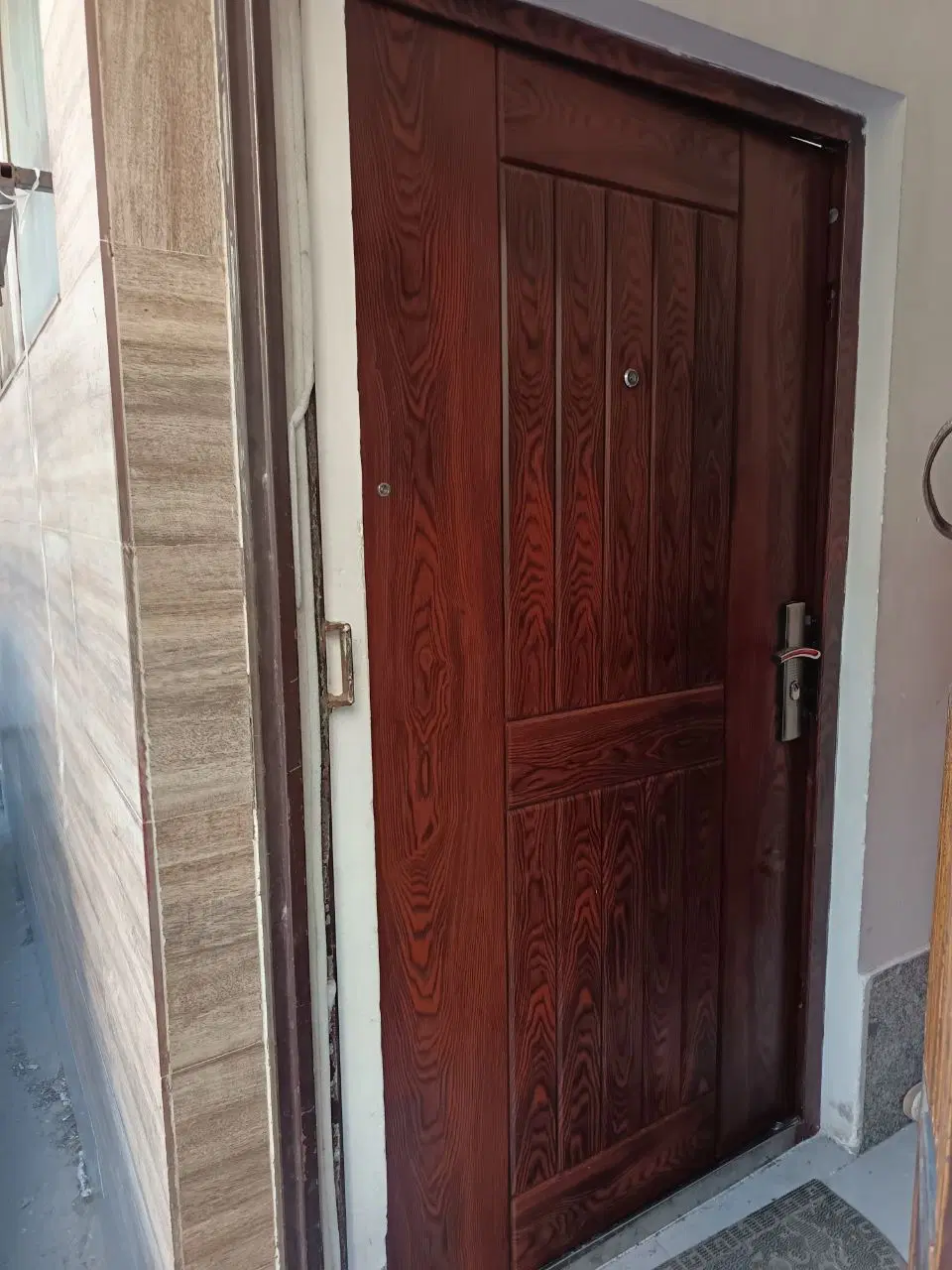 واحد همکف عباسی شفیع زاده