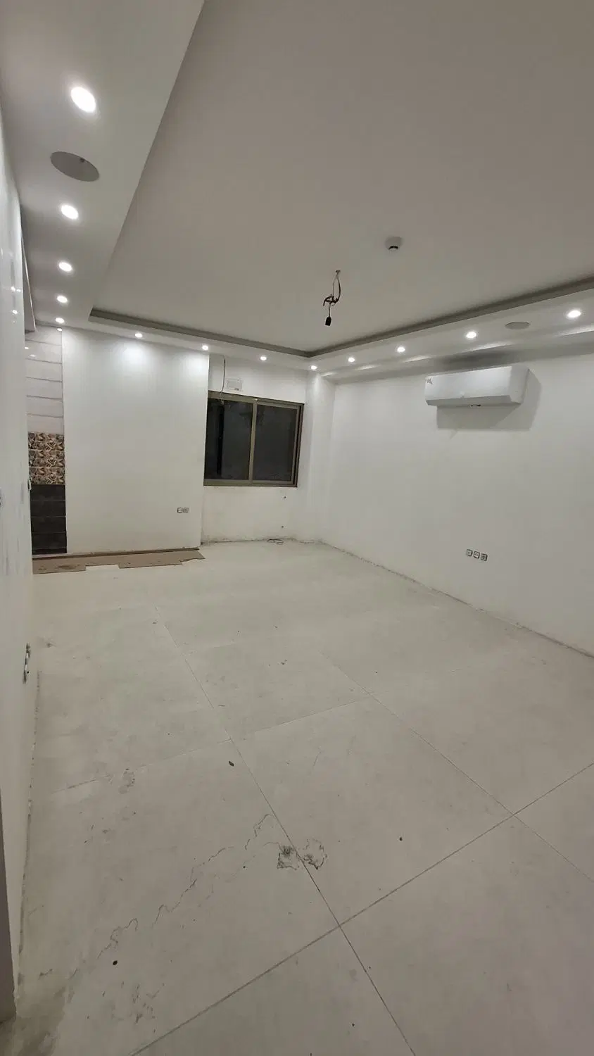 ساحلی غربی دوخوابه ۹۰ متری