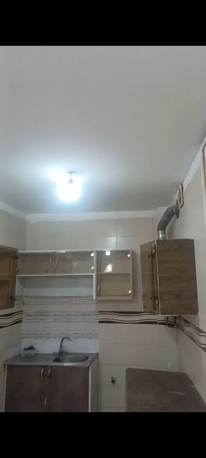 یک واحد ۵۵ متری طبقه همکف خیابان بی بی مریم