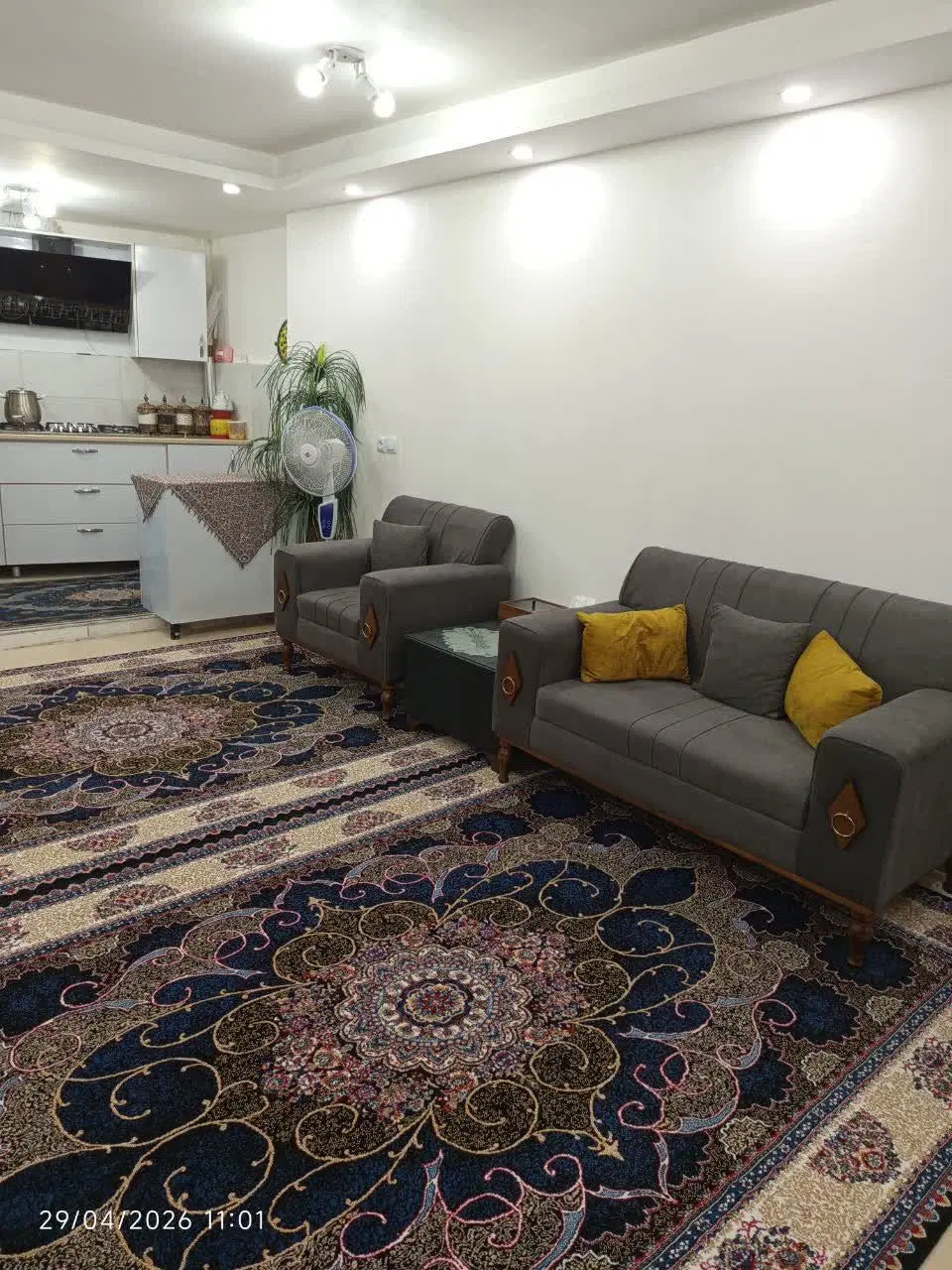 خانه ۵۵متری در خیابان گلها