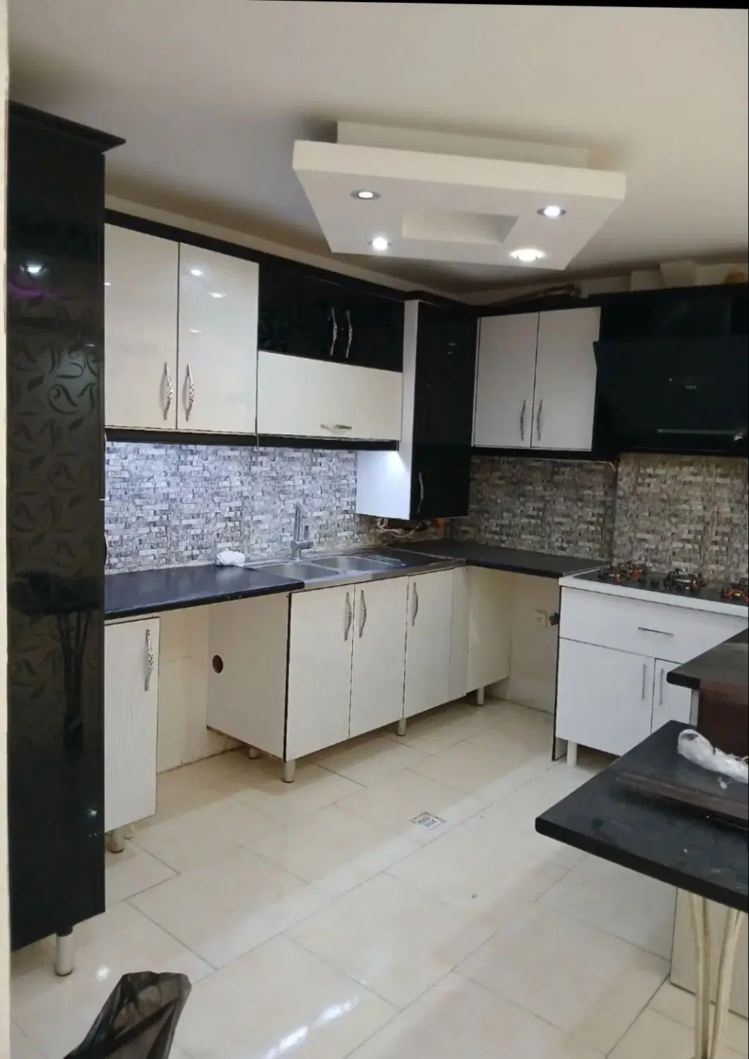 فروش واحد در باغستان اشتراکی شمالی شهرک بهارستان