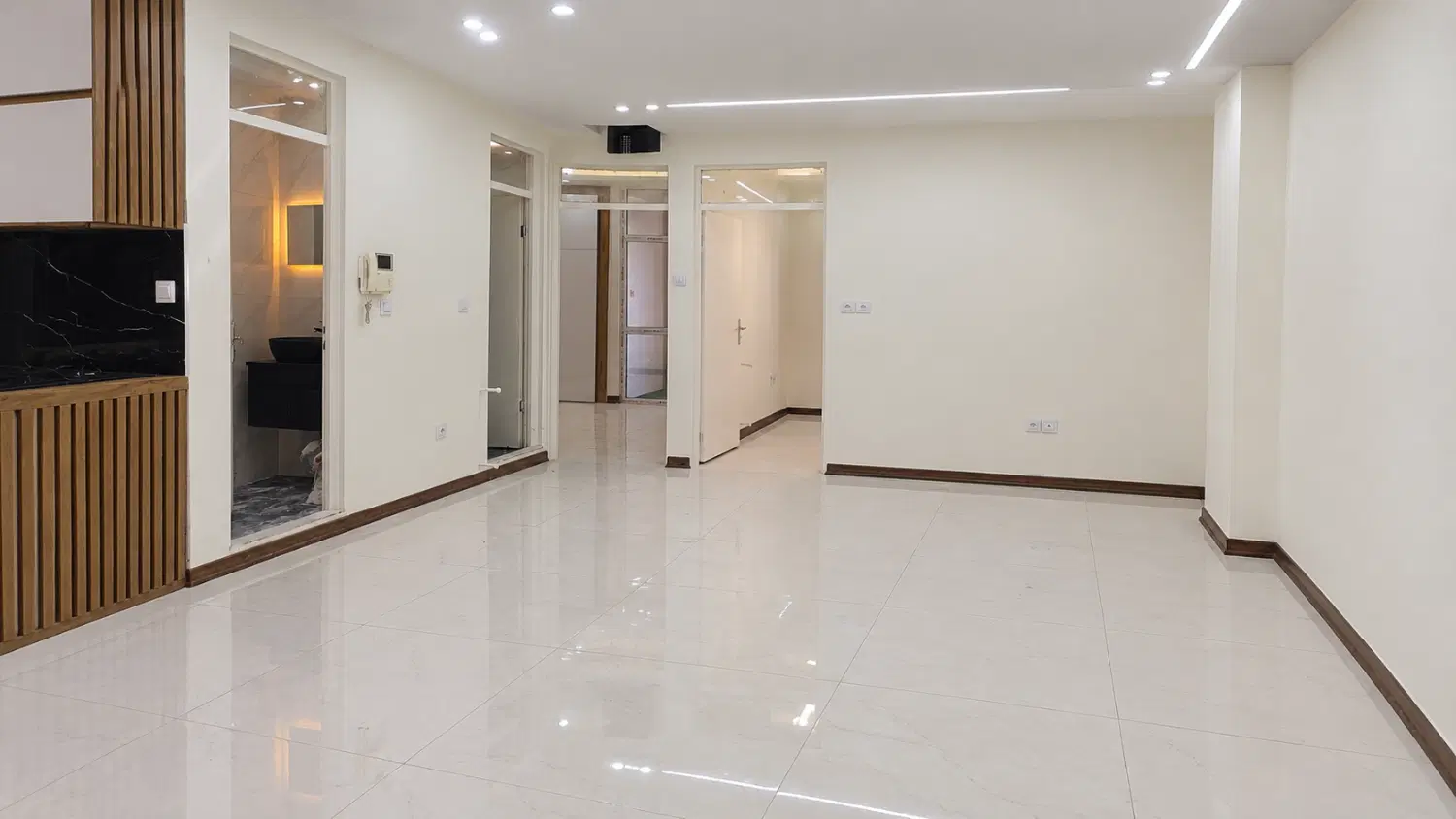 فروش خانه در شاهین ویلا