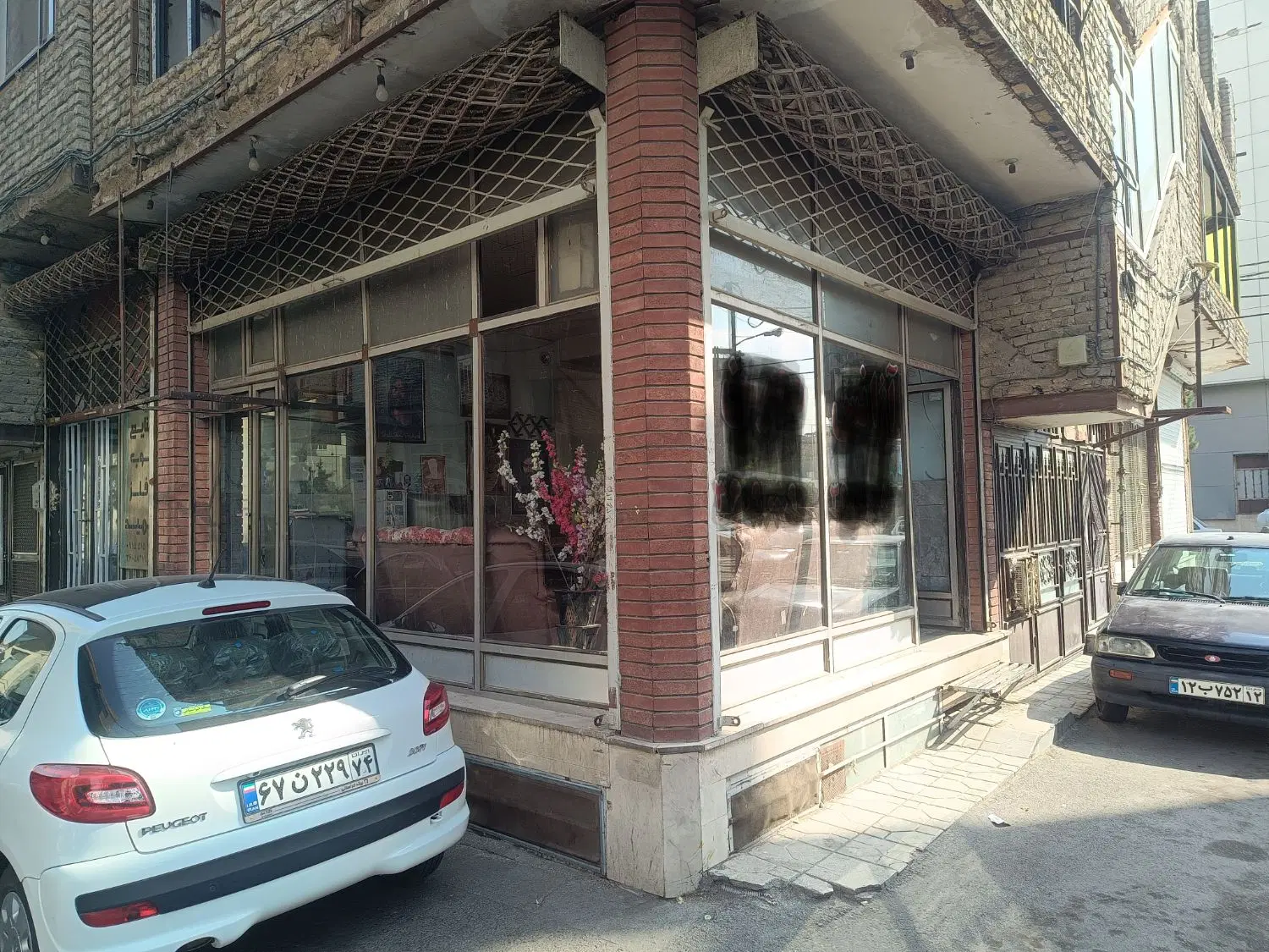 2 دربند مغازه تجاری