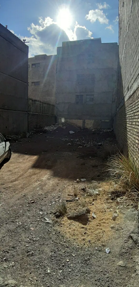 زمین دانش فاز یک