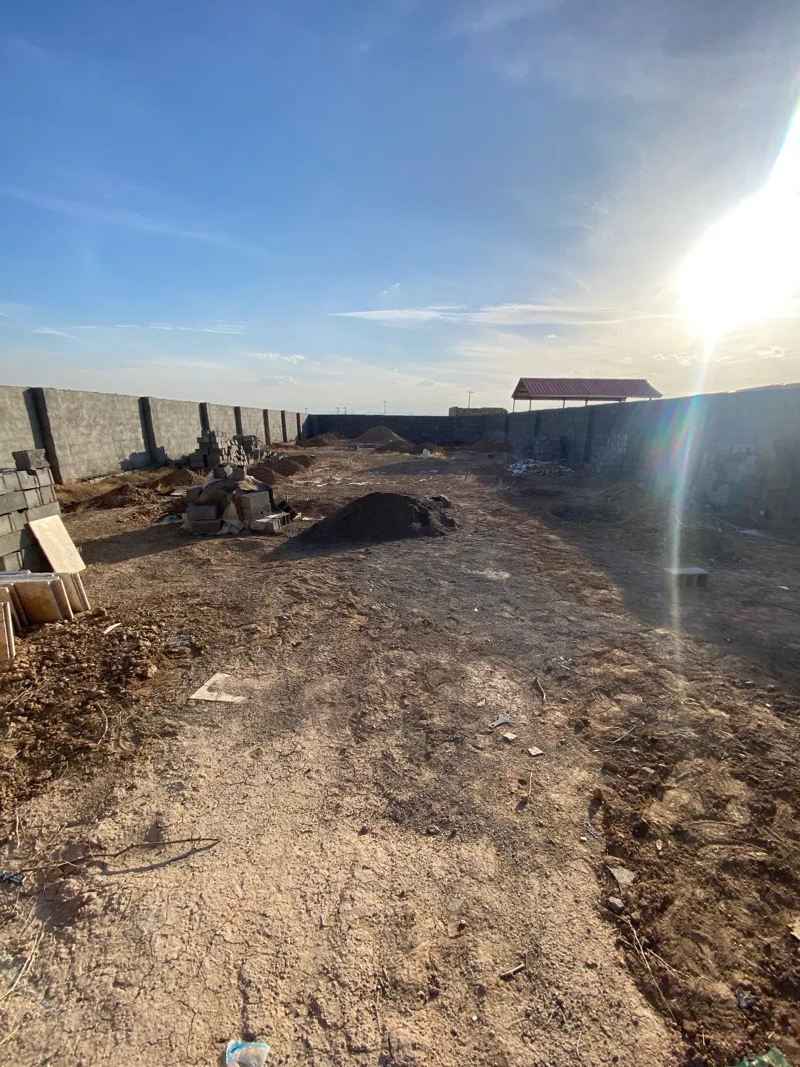 باغ ۶۰۰ متری نما سنگ مناسب کاسـب_زیر فی
