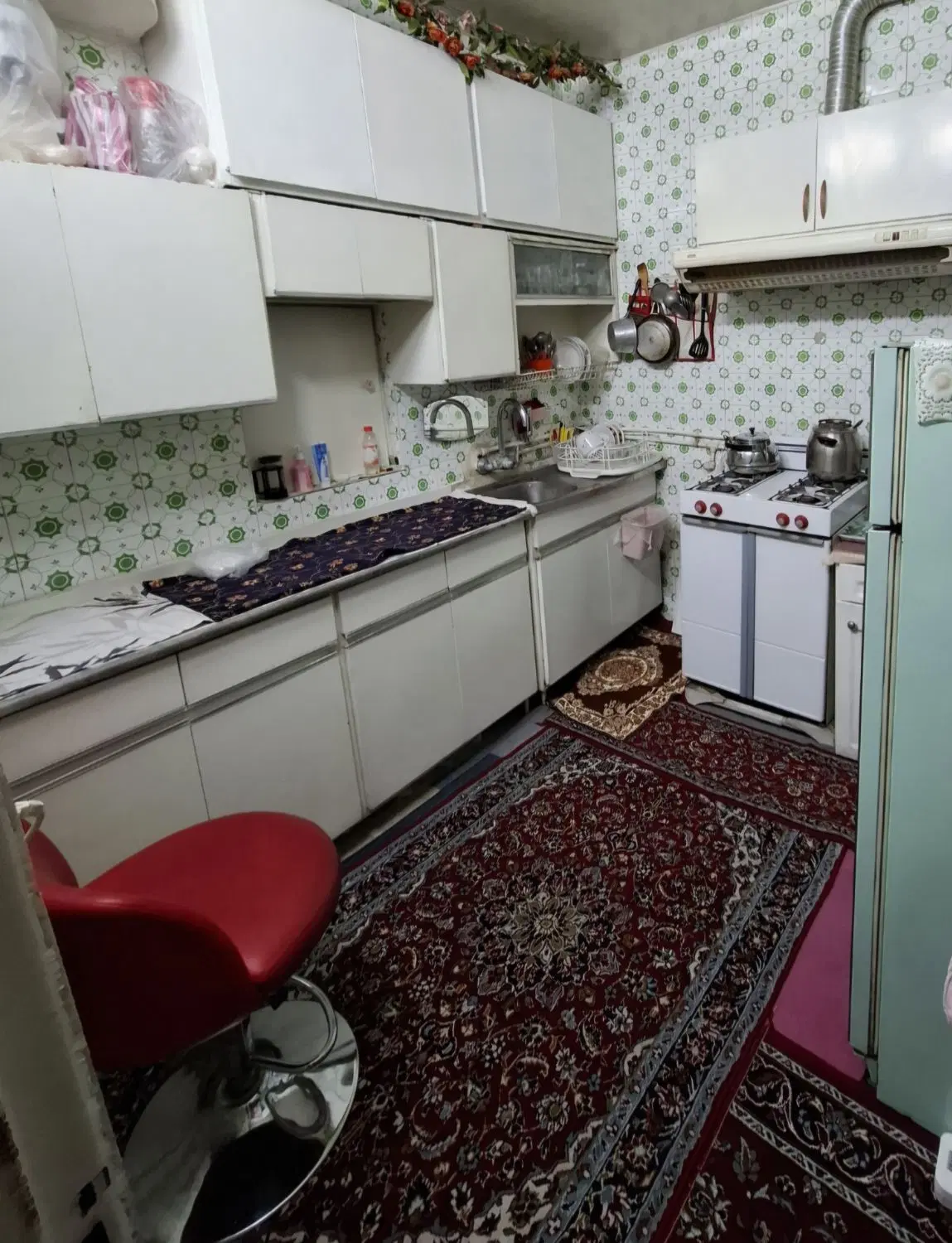 رهن طبقه همکف به همراه زیرزمین و پارکینگ افسریه