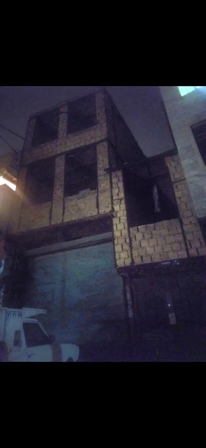 خانه نیمه کاره