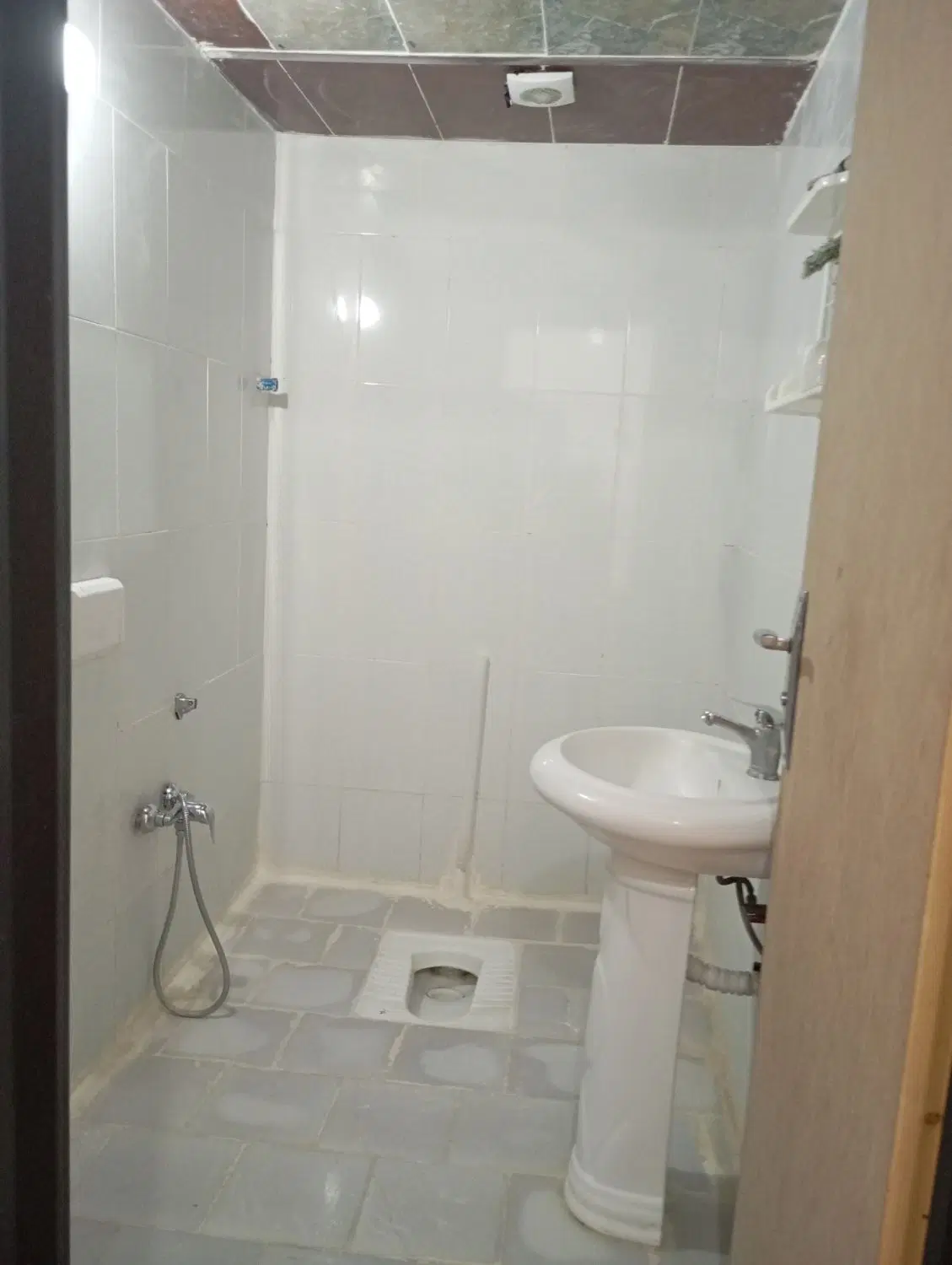 آپارتمان مهرگان تازه ساخت