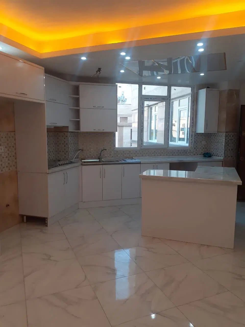 فروش واحد مسکونی ۸۰ متری