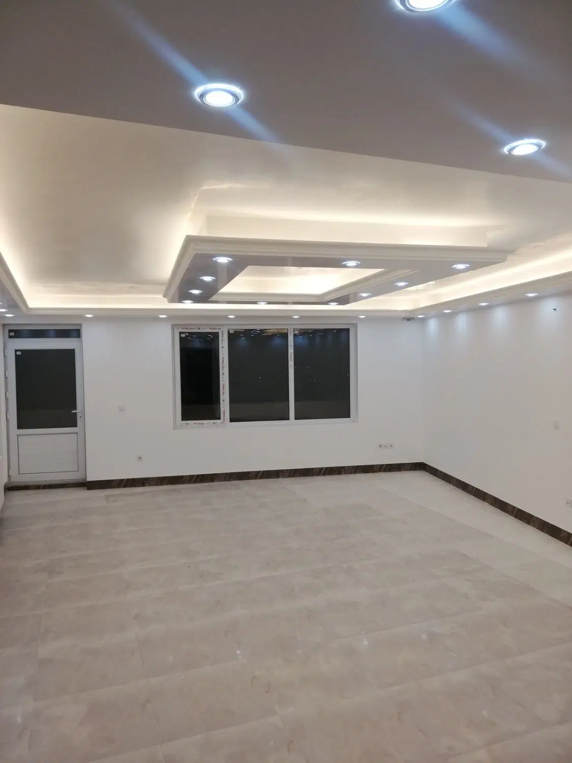 رهن و اجاره ویلایی طبقه دوم ۳ خواب فاز دو