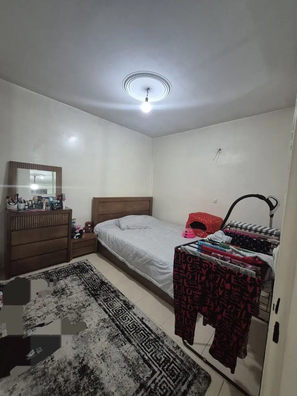 فروش آپارتمان ۶۰ متری تمیز رو به نما