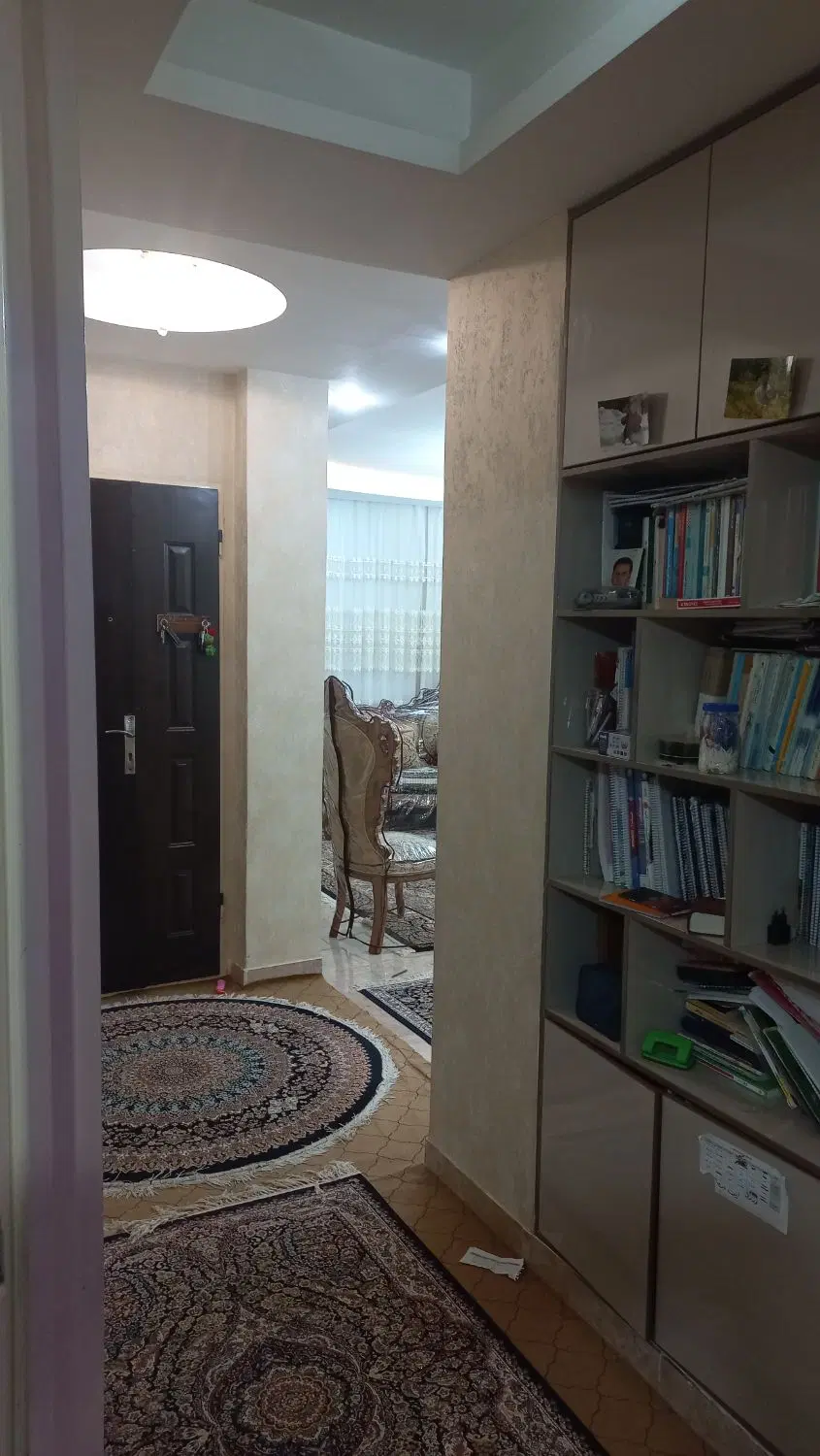 آپارتمان ۱۰۰ متر  دومین قطعه به خیابان