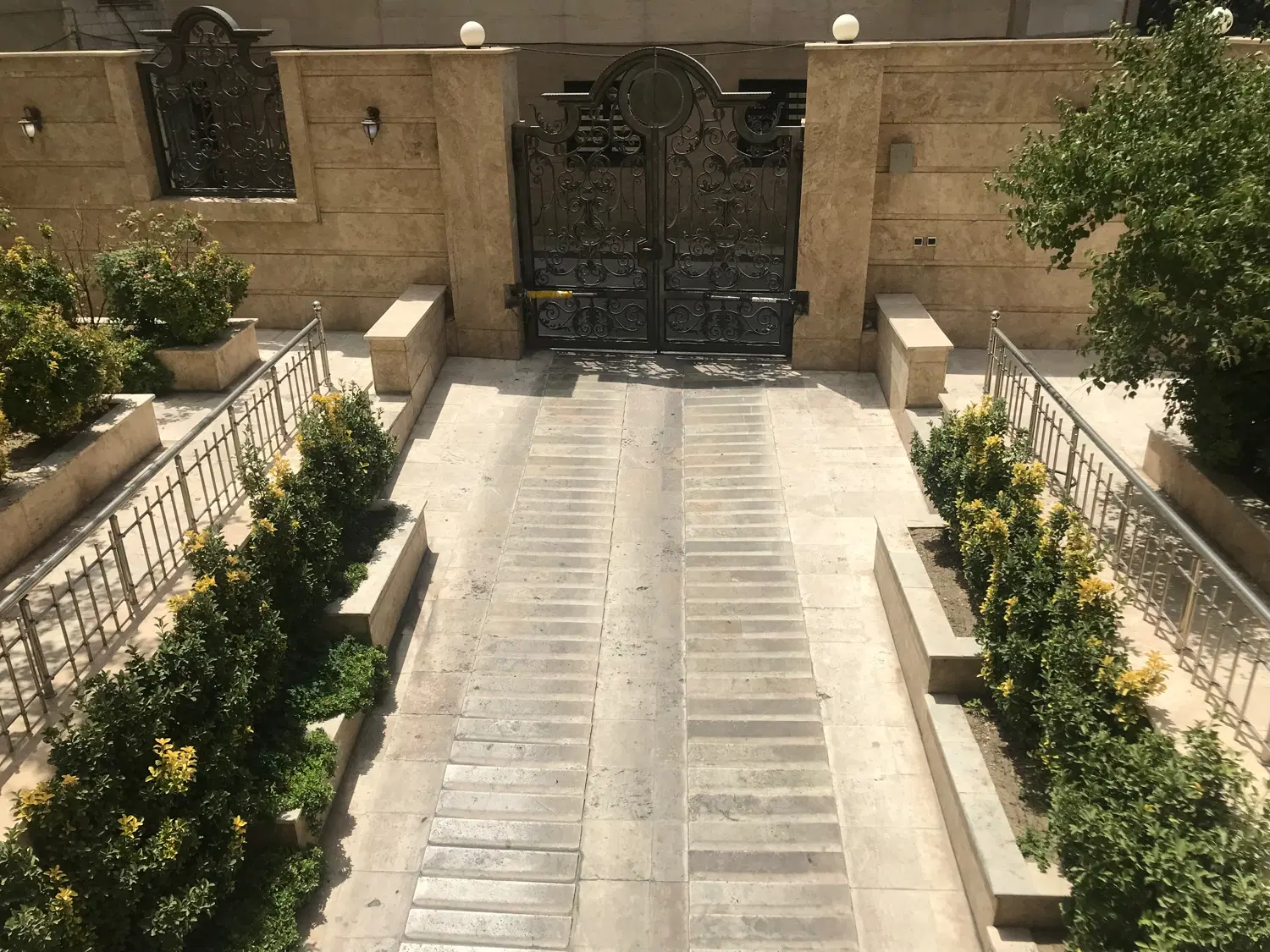 اجاره آپارتمان ۱۰۴ متر ۳ خوابه