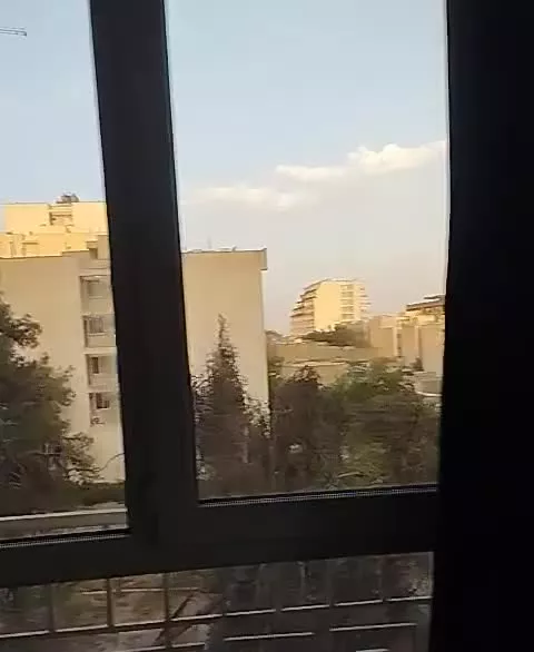 ۱۰۰ متر ۲ خواب فول امکانات _ دور تا دور پنجره