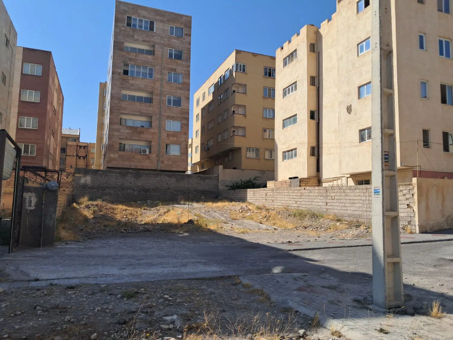 قطع زمین آپارتمانی در شهرسهند ۵۱۰متر