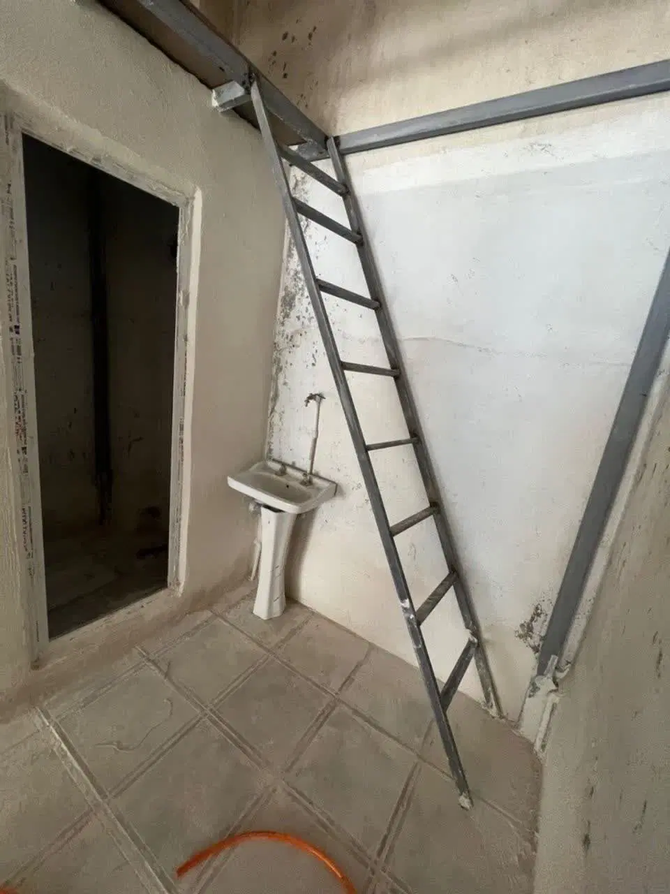 فروش یک باب مغازه در سایت کارگاهی 32متری
