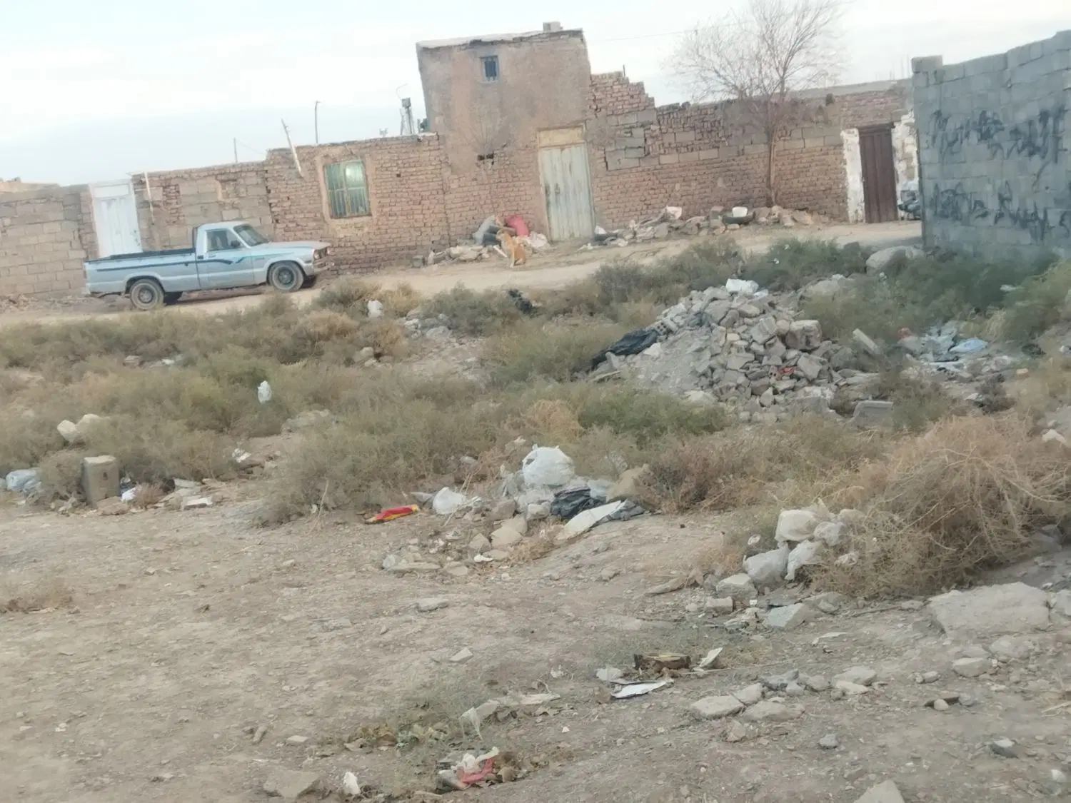 زمین فروشی شرف آباد دو قطعه کوچه 41