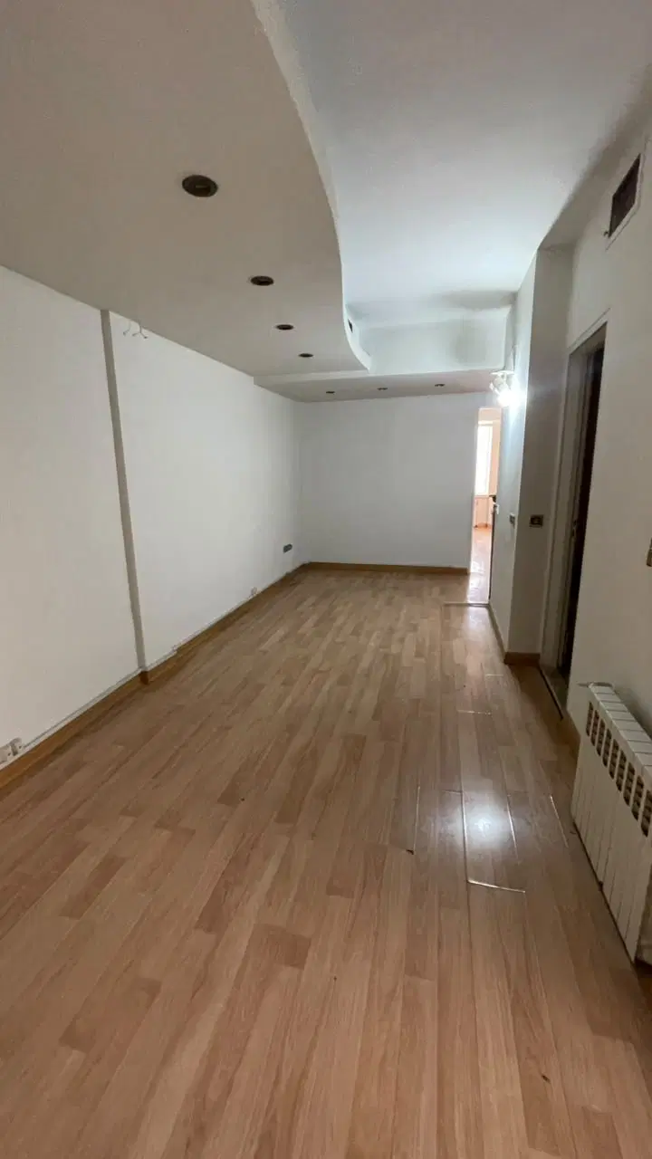 170 متری شریعتی جنب مترو