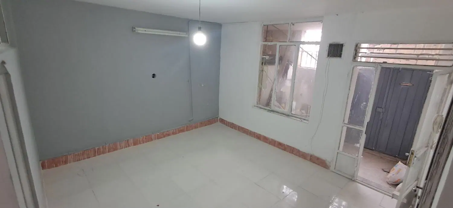 ۷۰ متر همکف در مستقل