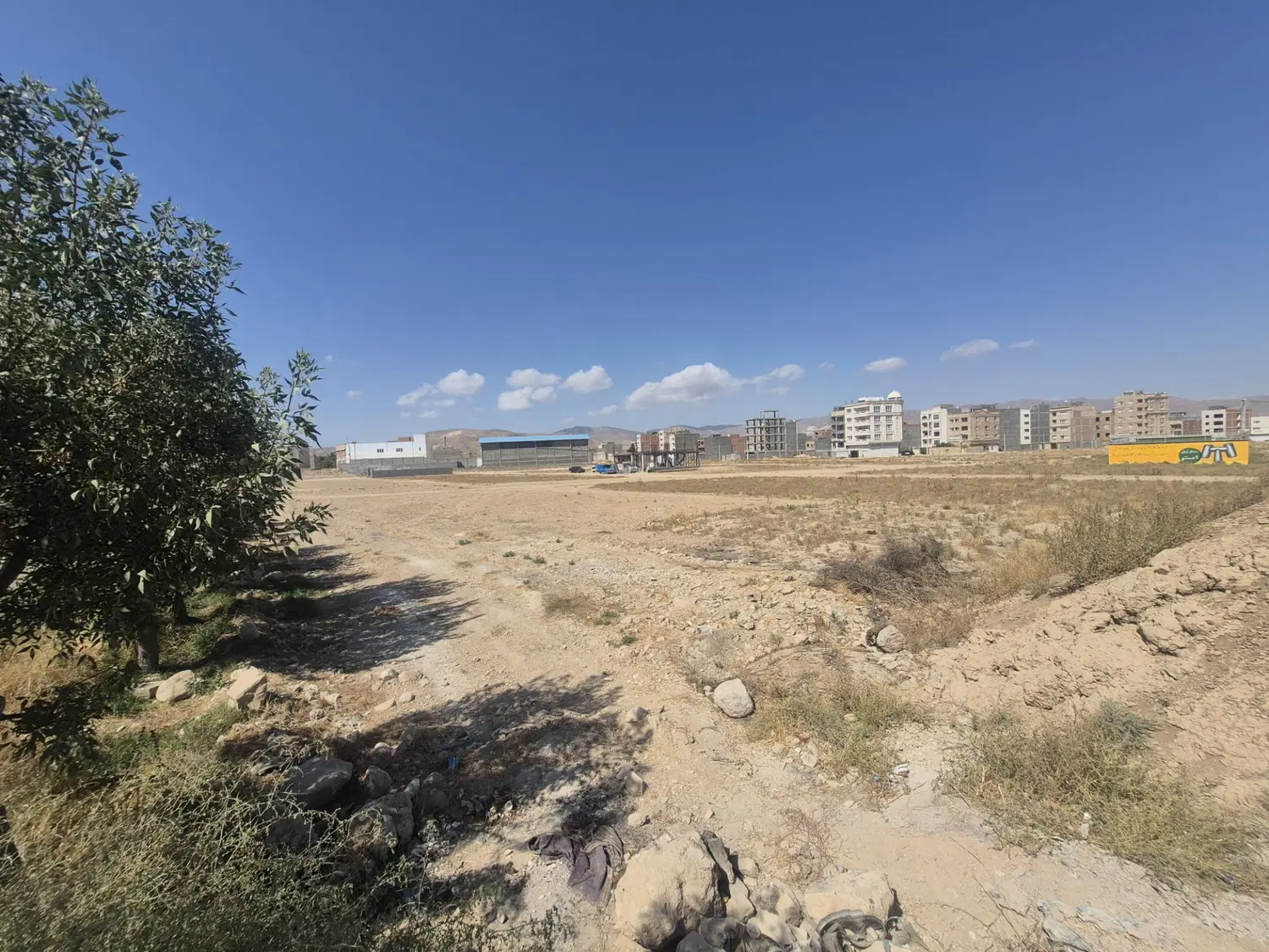 فروش زمین مسکونی و تجاری