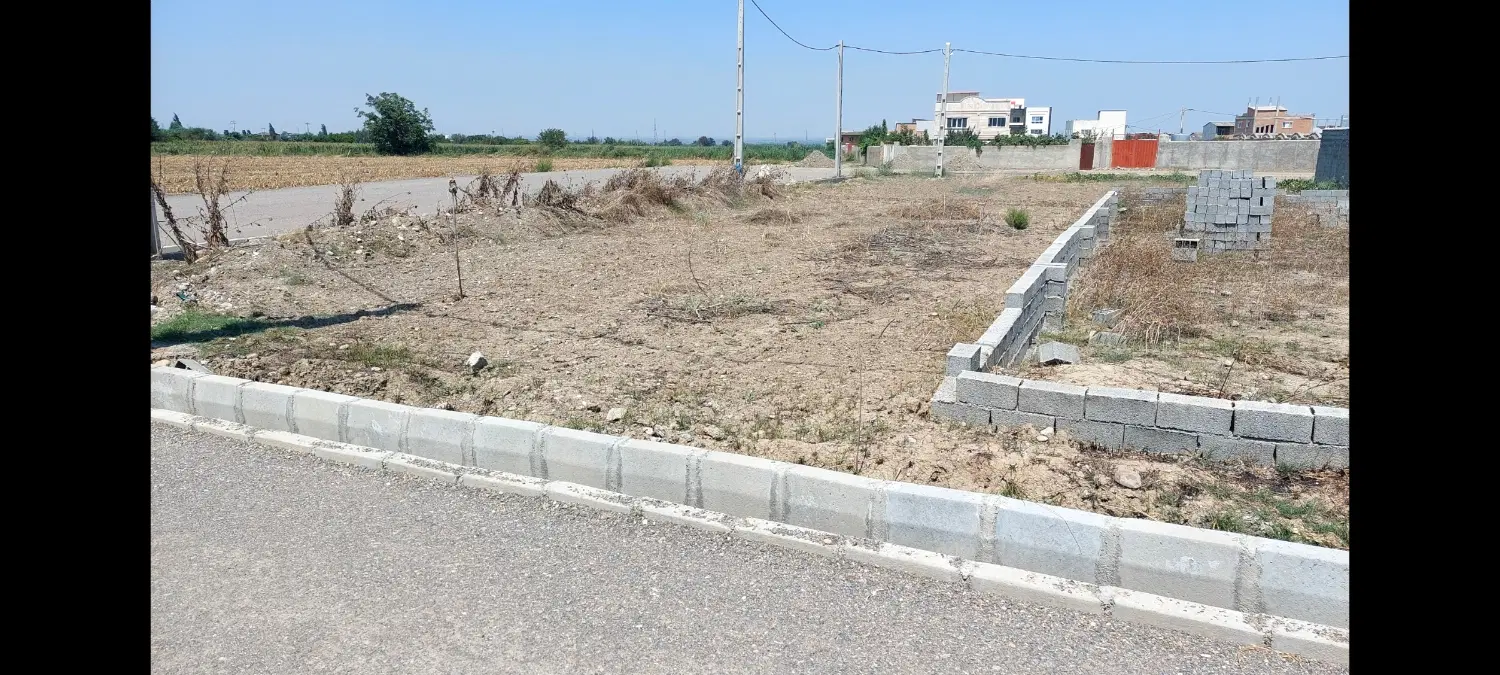 زمین مسکونی