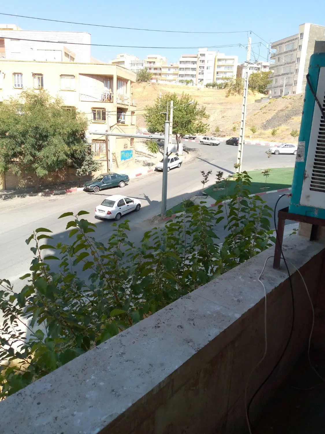 فروش فوری آپارتمان دو خوابه ۱۰۵ متری بهاران