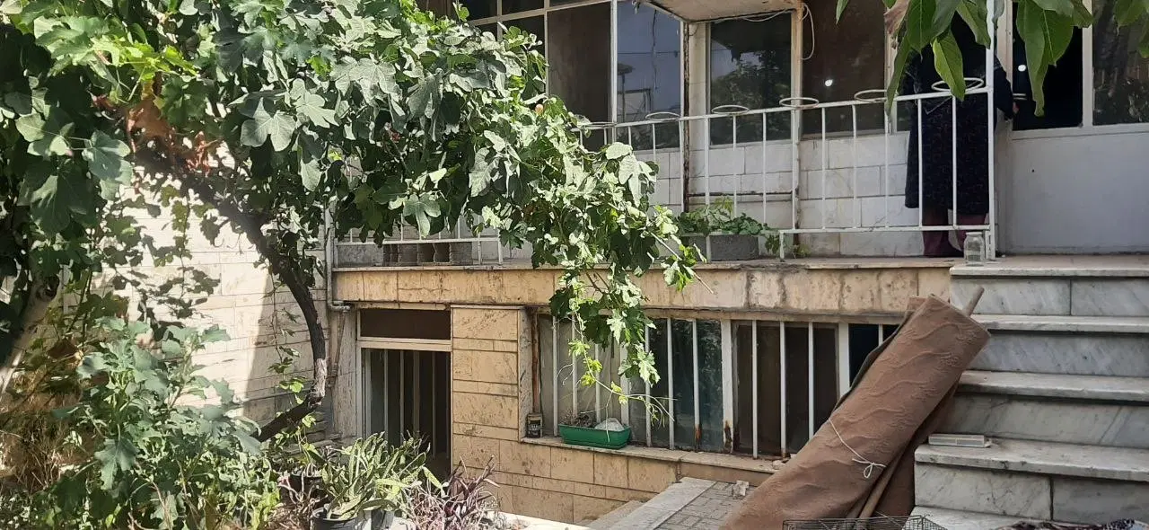 خانه حیاط دار -سند دار- فوری  فروشی