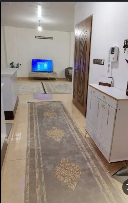 فروش یک طبق ویلایی دربه حیاط صدقگو