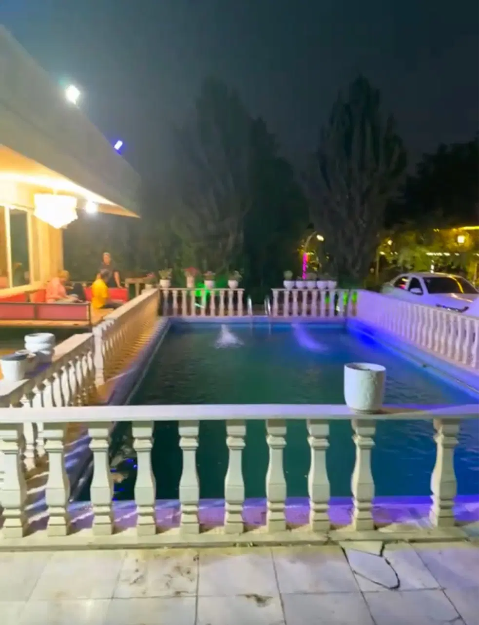 باغ ویلای سنددار۲۰۰۰متری درسهیلیه کرج