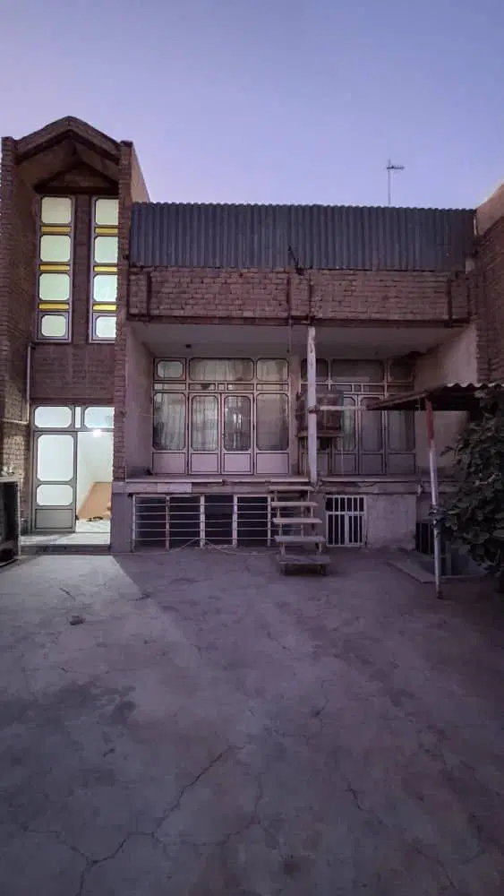 منزل قدیمی