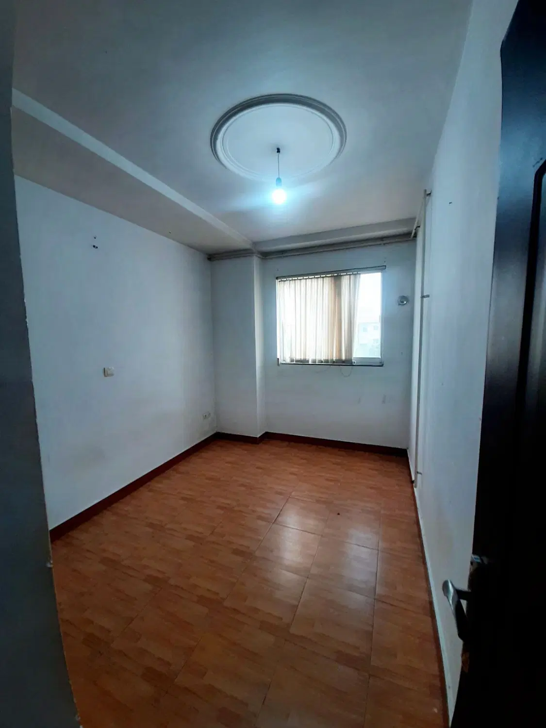 اجاره آپارتمان۷۱متر۲خواب طبقه دوم پارکینگ مزاحم