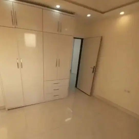 اپارتمان ۱۴۰ متری شیک