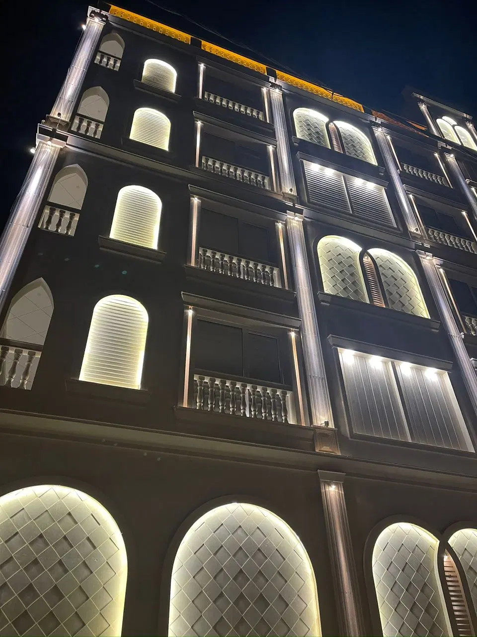 اپارتمان اداری بر فرهنگ شهر