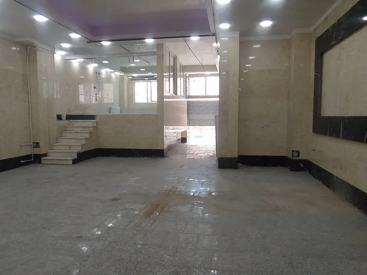 فروش مغازه ۱۳۷متری نوساز بر بلوار